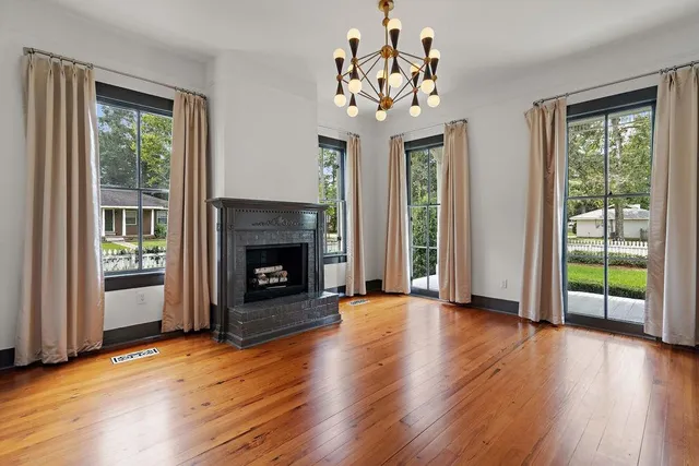 $998,000 | 204 West 15th Avenue, Covington, LA 70433