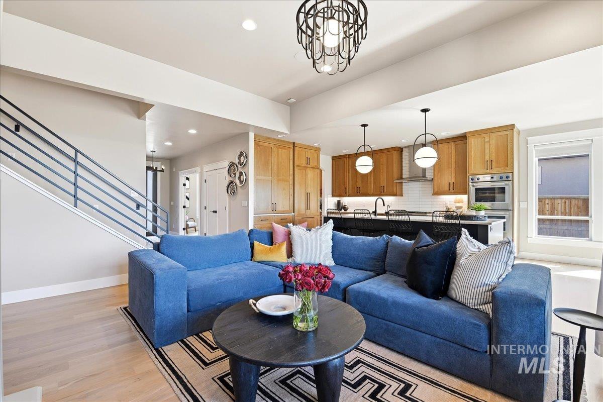 761 South Short Road Eagle, ID 83616 - Photo 9 of 46