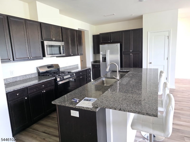 82 Depot Way Dunellen, NJ 08812 - Photo 9 of 16
