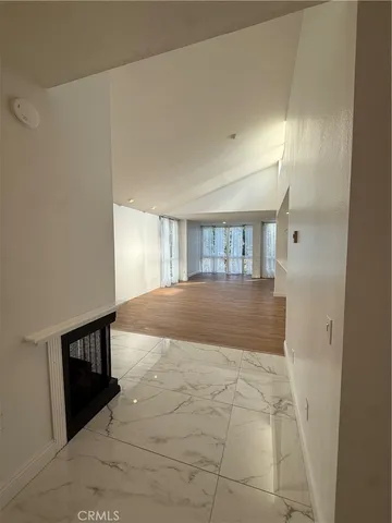 $5,000 | 575 Esplanade, Unit 303, Redondo Beach, CA 90277