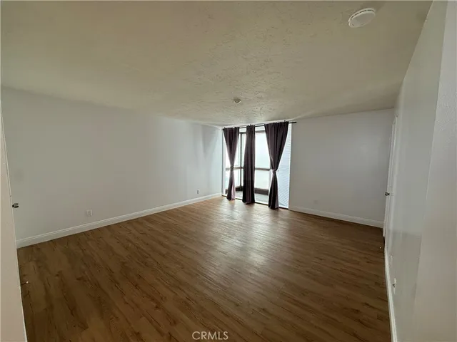 $5,000 | 575 Esplanade, Unit 303, Redondo Beach, CA 90277