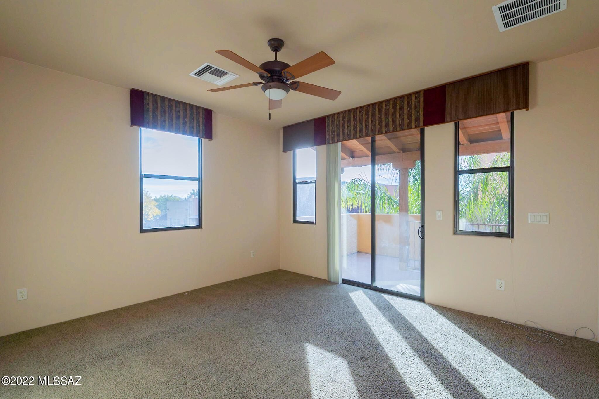 175 East Castlefield Circle Tucson, AZ 85704 - Photo 39 of 48