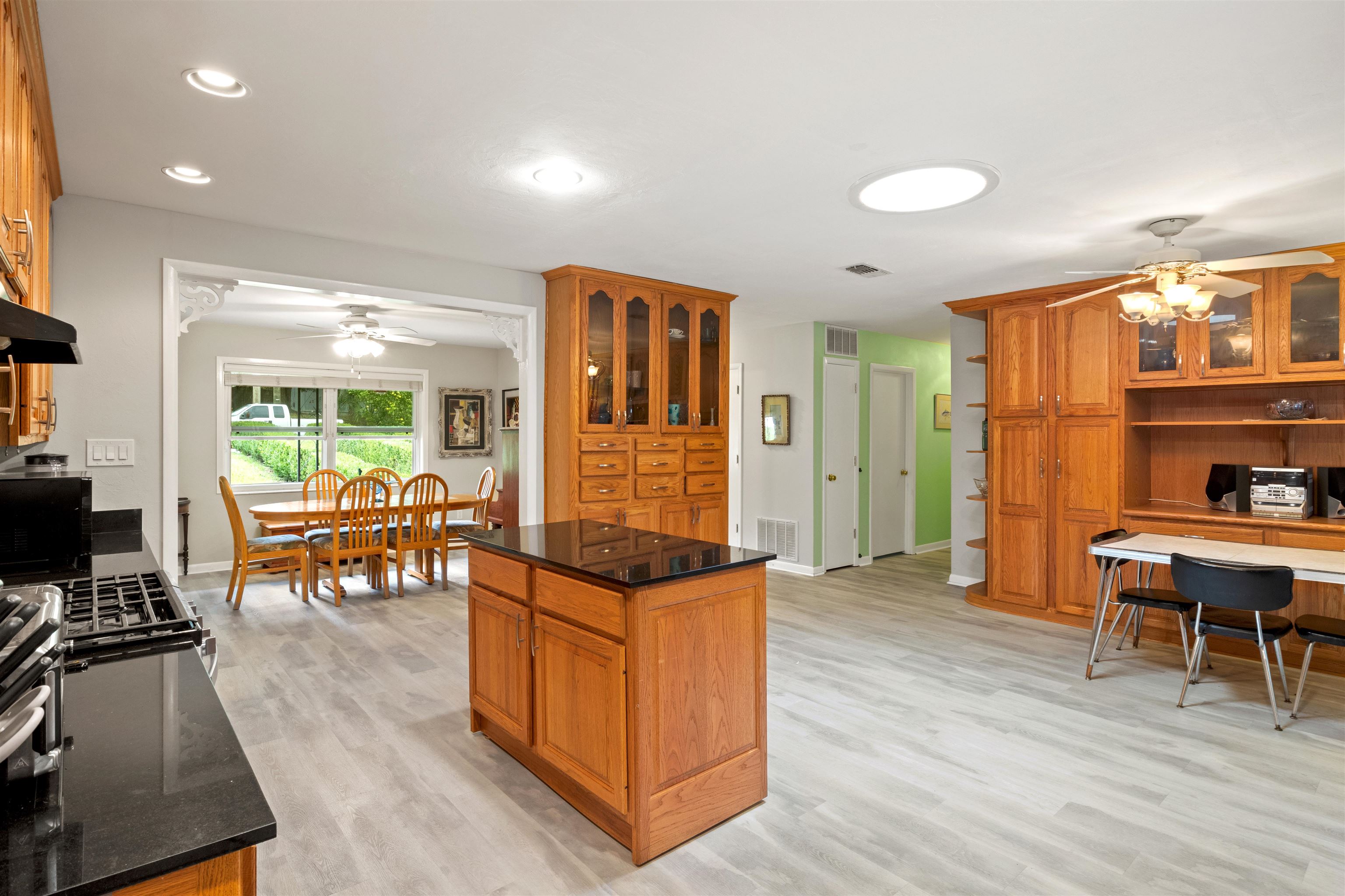 908 Tamarack Avenue Tallahassee, FL 32303 - Photo 6 of 17