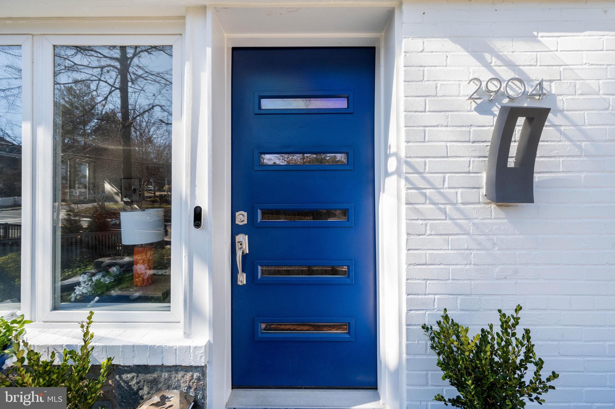 2904 Russell Road Alexandria, VA 22305 - Photo 3 of 52 a view of entry way with wooden door