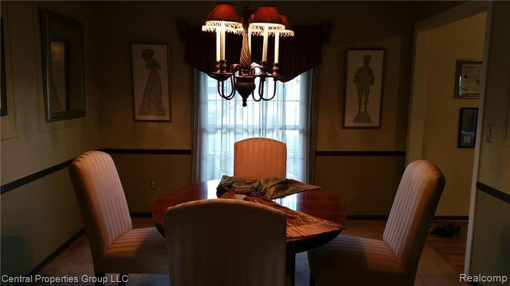25263 Branchaster Road Farmington Hills, MI 48336 - Photo 8 of 30