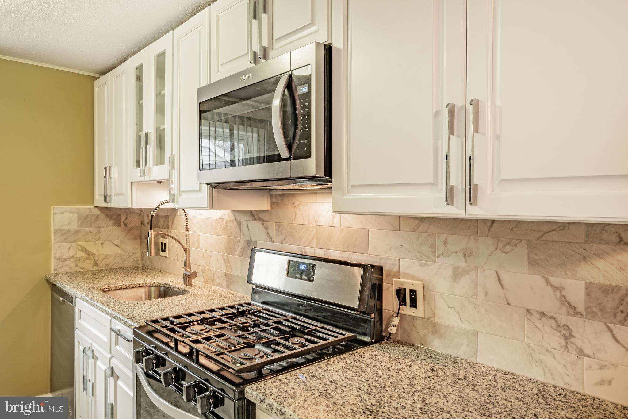 1615 Rhawn Street Philadelphia, PA 19111 - Photo 11 of 30 Gallery Image 11