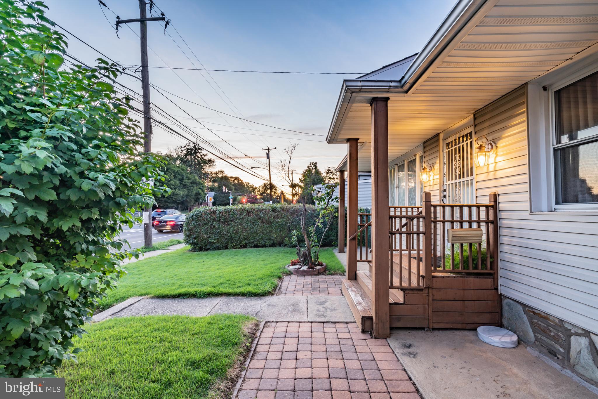 1615 Rhawn Street Philadelphia, PA 19111 - Photo 4 of 30 Gallery Image 4