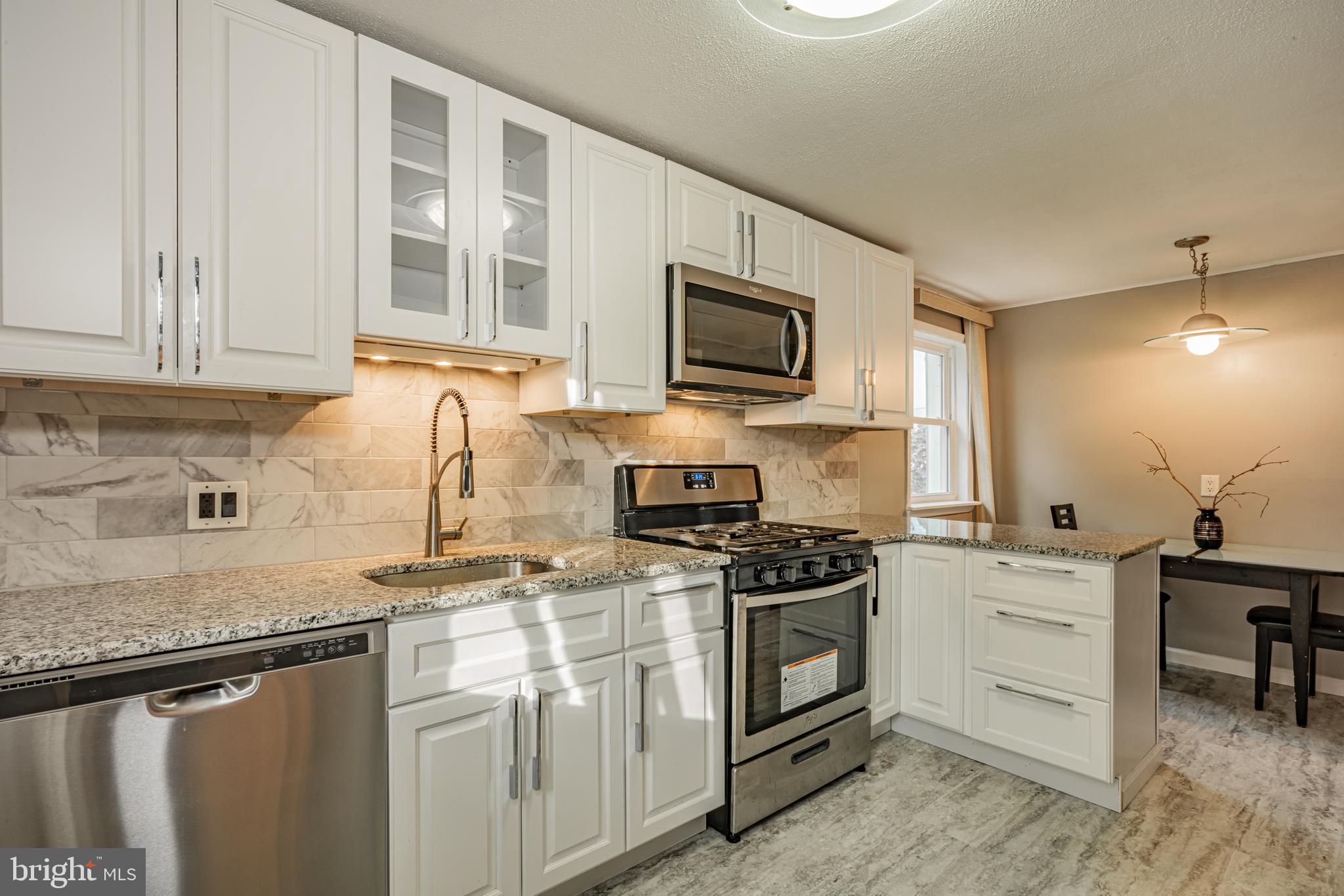 1615 Rhawn Street Philadelphia, PA 19111 - Photo 9 of 30 Gallery Image 9