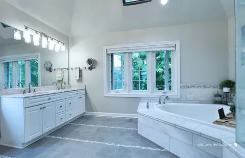 $975,000 | 23475 West Newhaven Drive, Hawthorn Woods, IL 60047