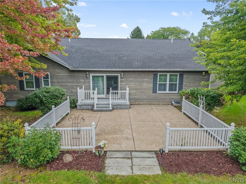 2352 Hunt Road Camillus, NY 13031 - Photo 38 of 43 Gallery Image 38