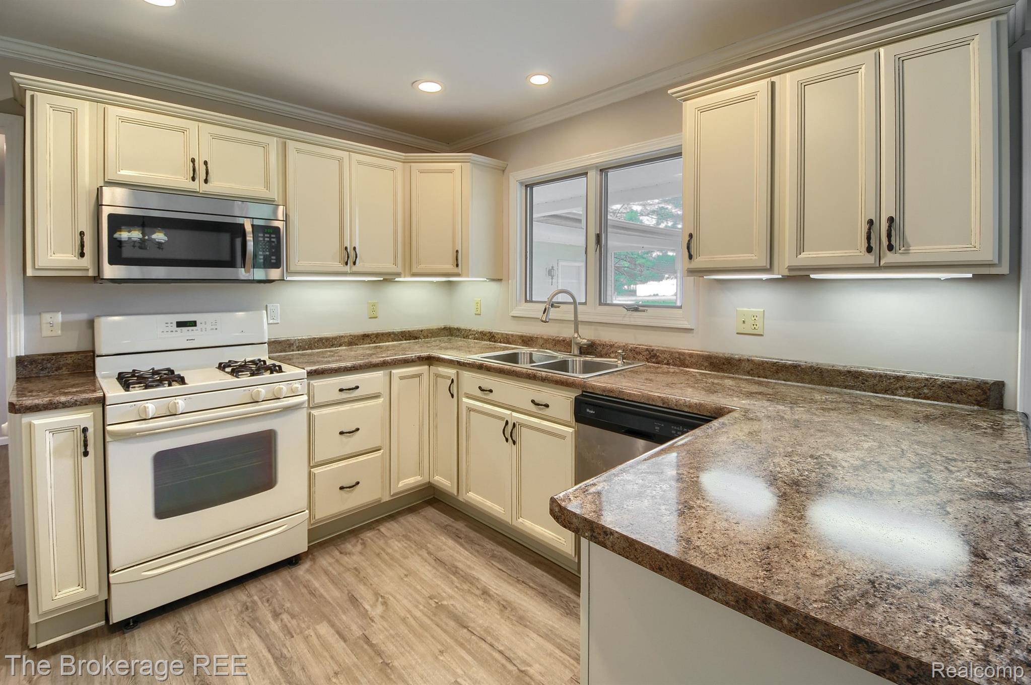 7395 North Lewis Road Mount Morris, MI 48458 - Photo 21 of 47 Gallery Image 21
