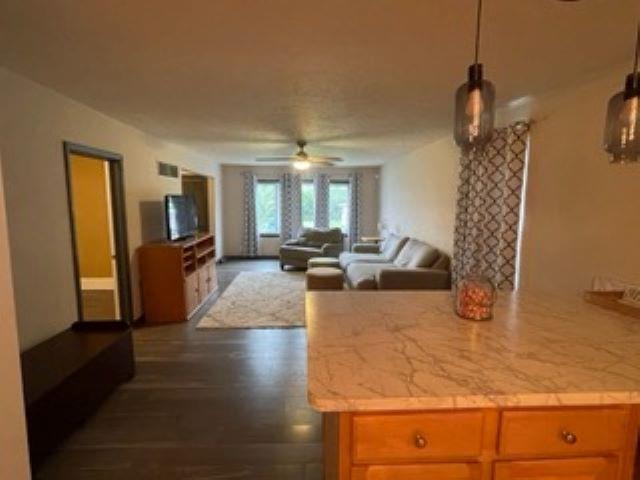 1917 Groth Street Springfield, IL 62703 - Photo 7 of 26 Gallery Image 7
