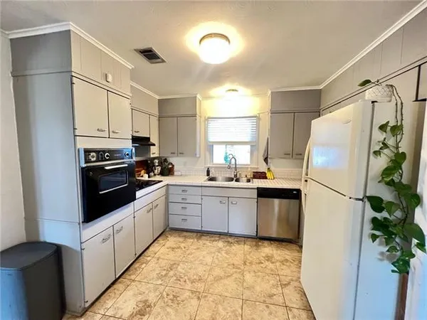 $2,200 | 6908 Christine Street, Metairie, LA 70003