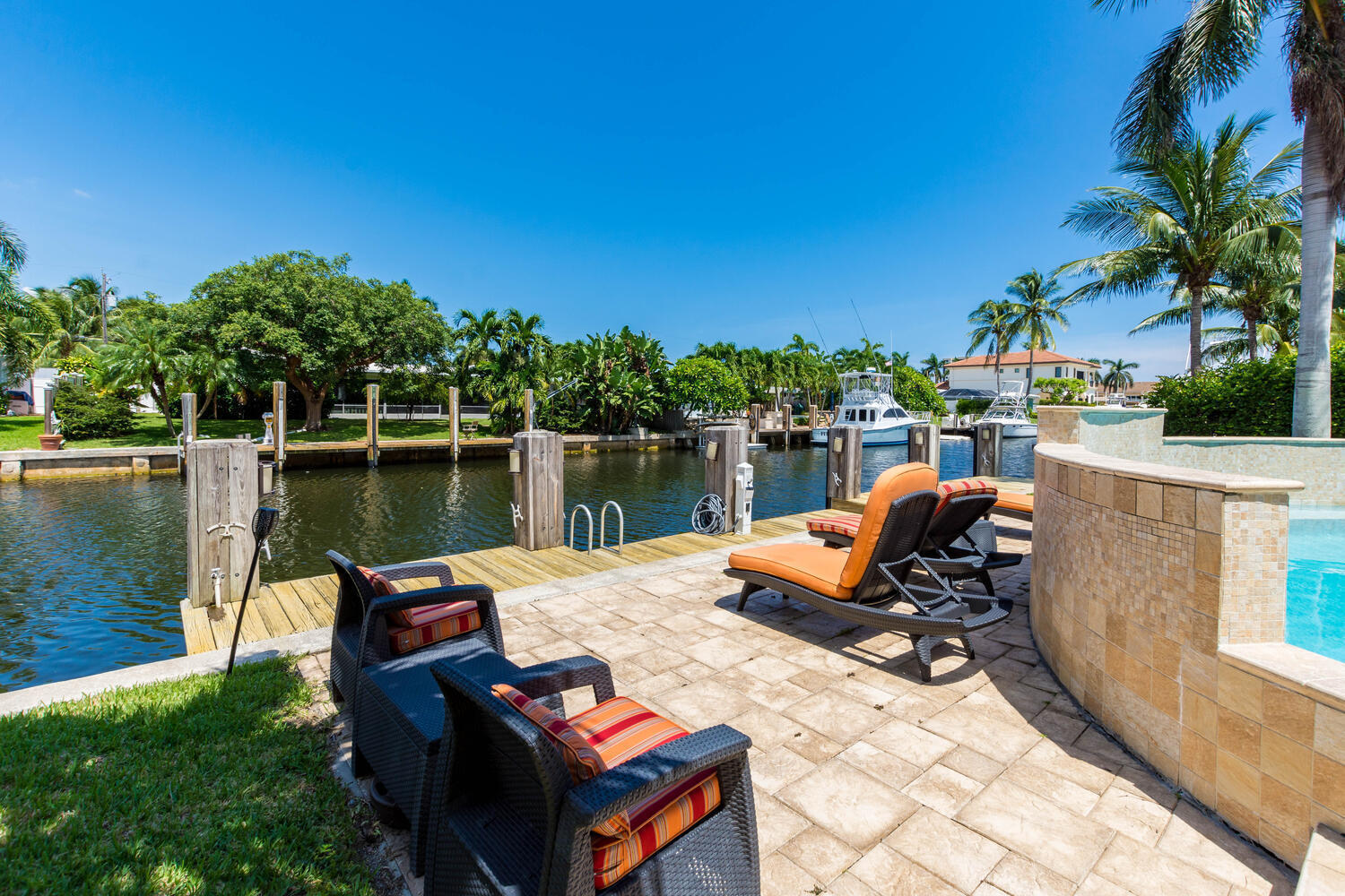 817 Northeast 71st Street Boca Raton, FL 33487 - Photo 32 of 43 817 NE 71st St Boca Raton FL-large-071-0