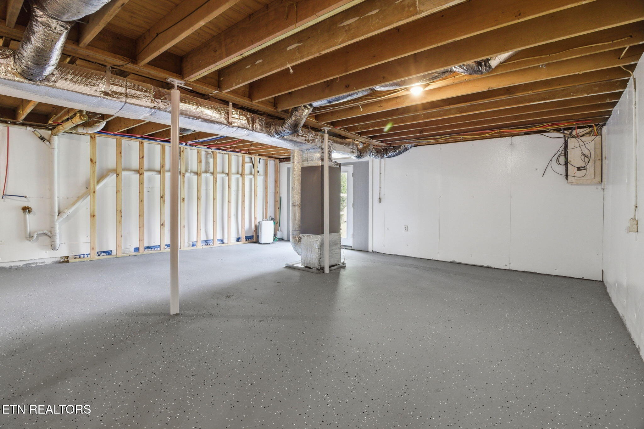 324 Sanita Village Road Bean Station, TN 37708 - Photo 21 of 30 23-web-or-mls-DZ3A1689