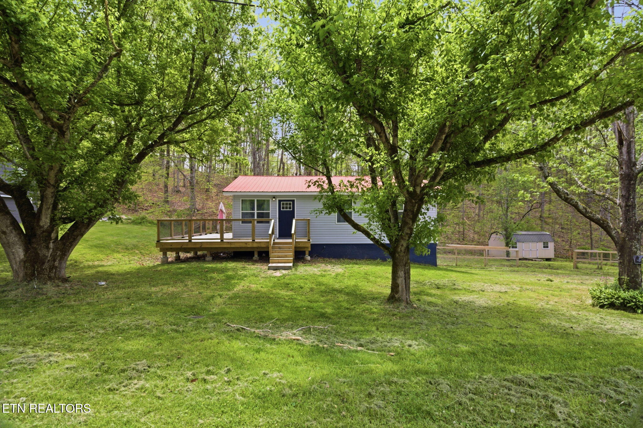 324 Sanita Village Road Bean Station, TN 37708 - Photo 24 of 30 2-web-or-mls-DZ3A1597