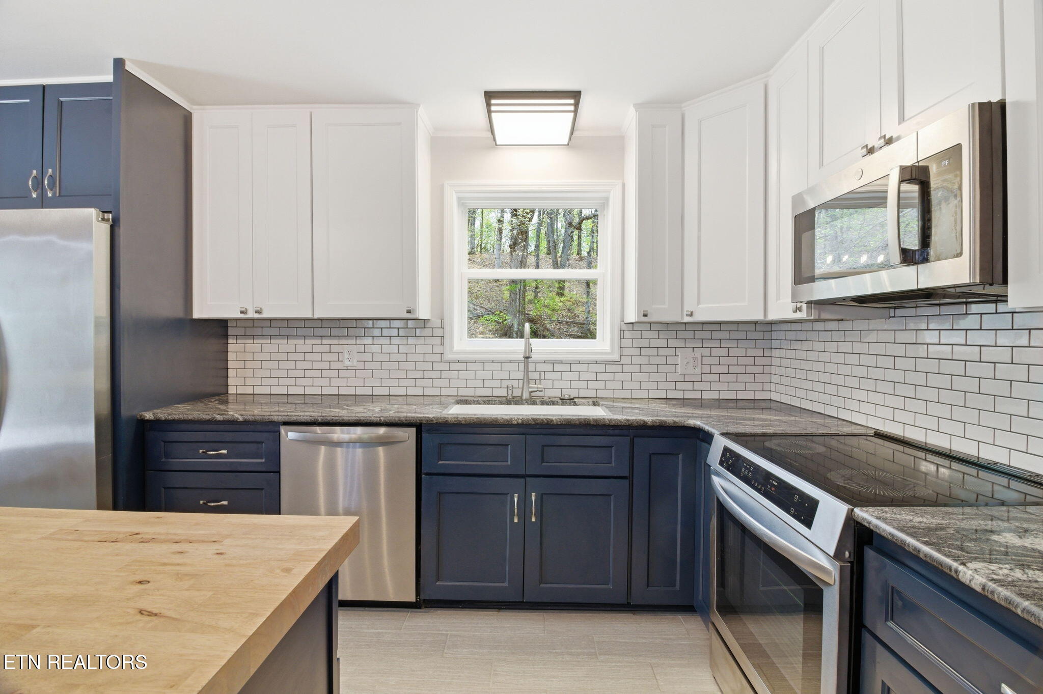 324 Sanita Village Road Bean Station, TN 37708 - Photo 8 of 30 13-web-or-mls-DZ3A1645