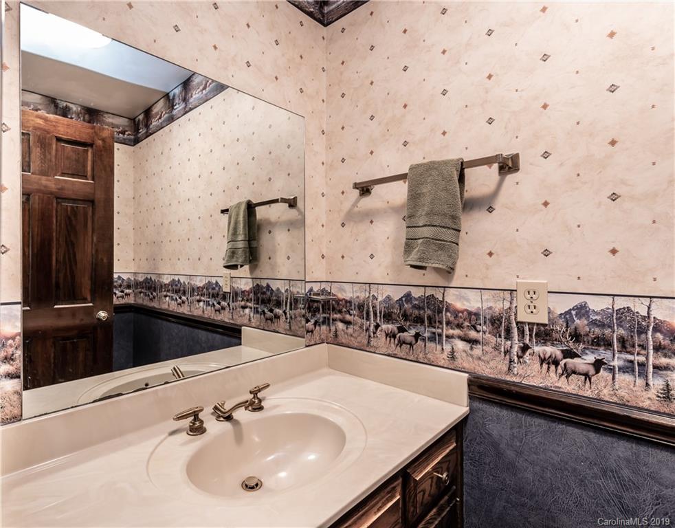 2927 High Peak Road Valdese, NC 28690 - Photo 31 of 48 Gallery Image 31