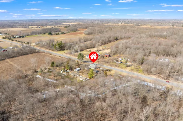 $450,000 | 35553 Highway 43, Paw Paw, MI 49079