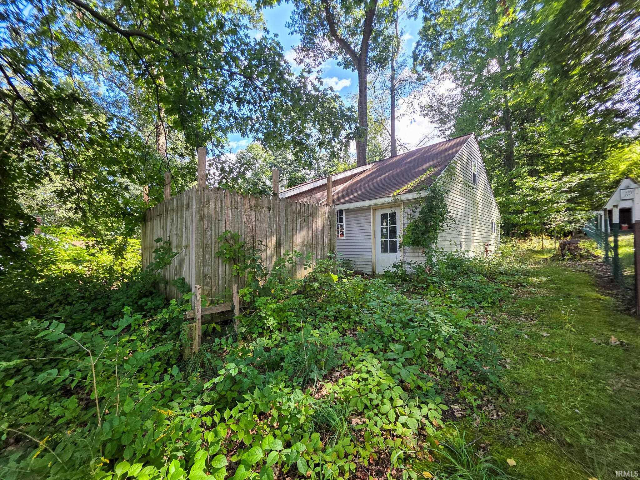 51855 East County Line Road Middlebury, IN 46540 - Photo 1 of 17 Gallery Image 1
