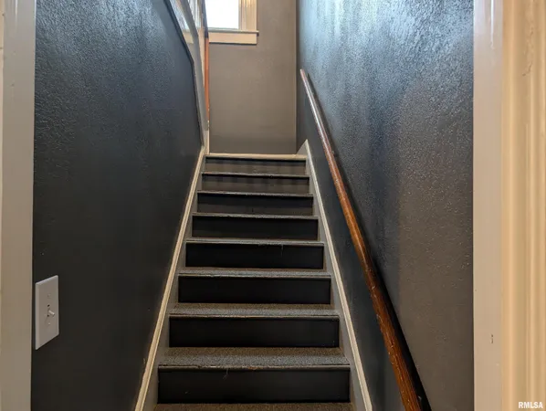 $75,000 | 608 West Calhoun Street, Macomb, IL 61455