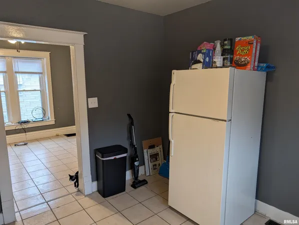 $75,000 | 608 West Calhoun Street, Macomb, IL 61455