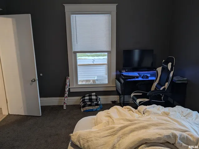 $95,000 | 608 West Calhoun Street, Macomb, IL 61455