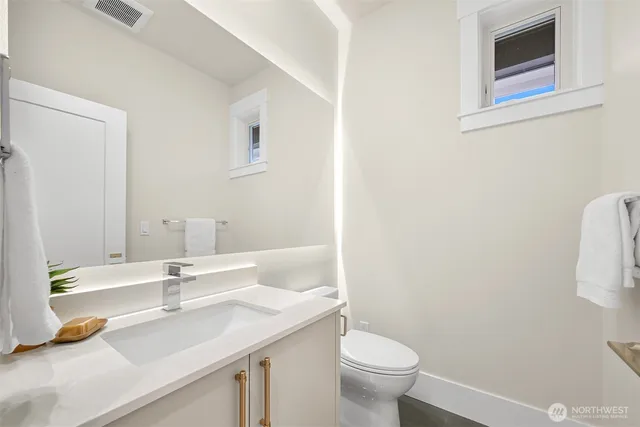 $945,000 | 3709 Bristol Street, Bellingham, WA 98226