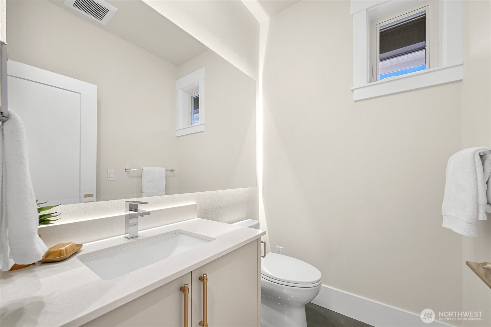 3709 Bristol Street Bellingham, WA 98226 - Photo 16 of 40