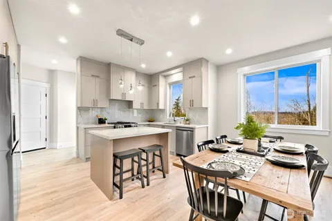 $945,000 | 3709 Bristol Street, Bellingham, WA 98226