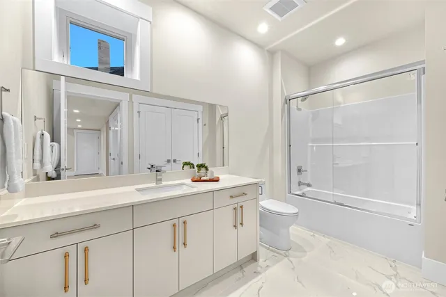 $945,000 | 3709 Bristol Street, Bellingham, WA 98226