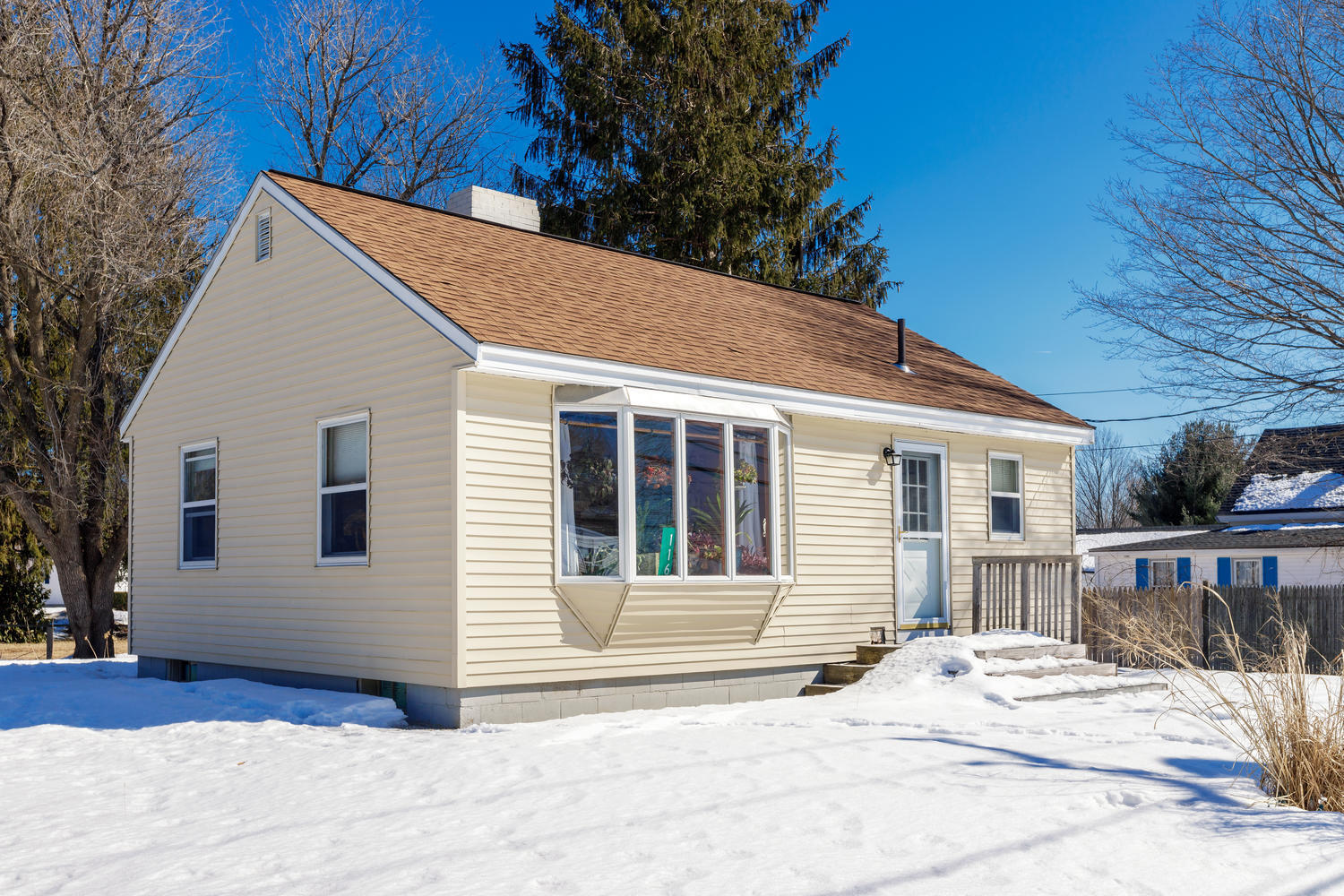 116 Pine Hill Road Berwick, ME 03901 - Photo 1 of 19 116 Pine Hill Rd Berwick ME-large-025-13