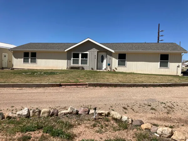 $450,000 | 610 West Old Highway 91, Parowan, UT 84761