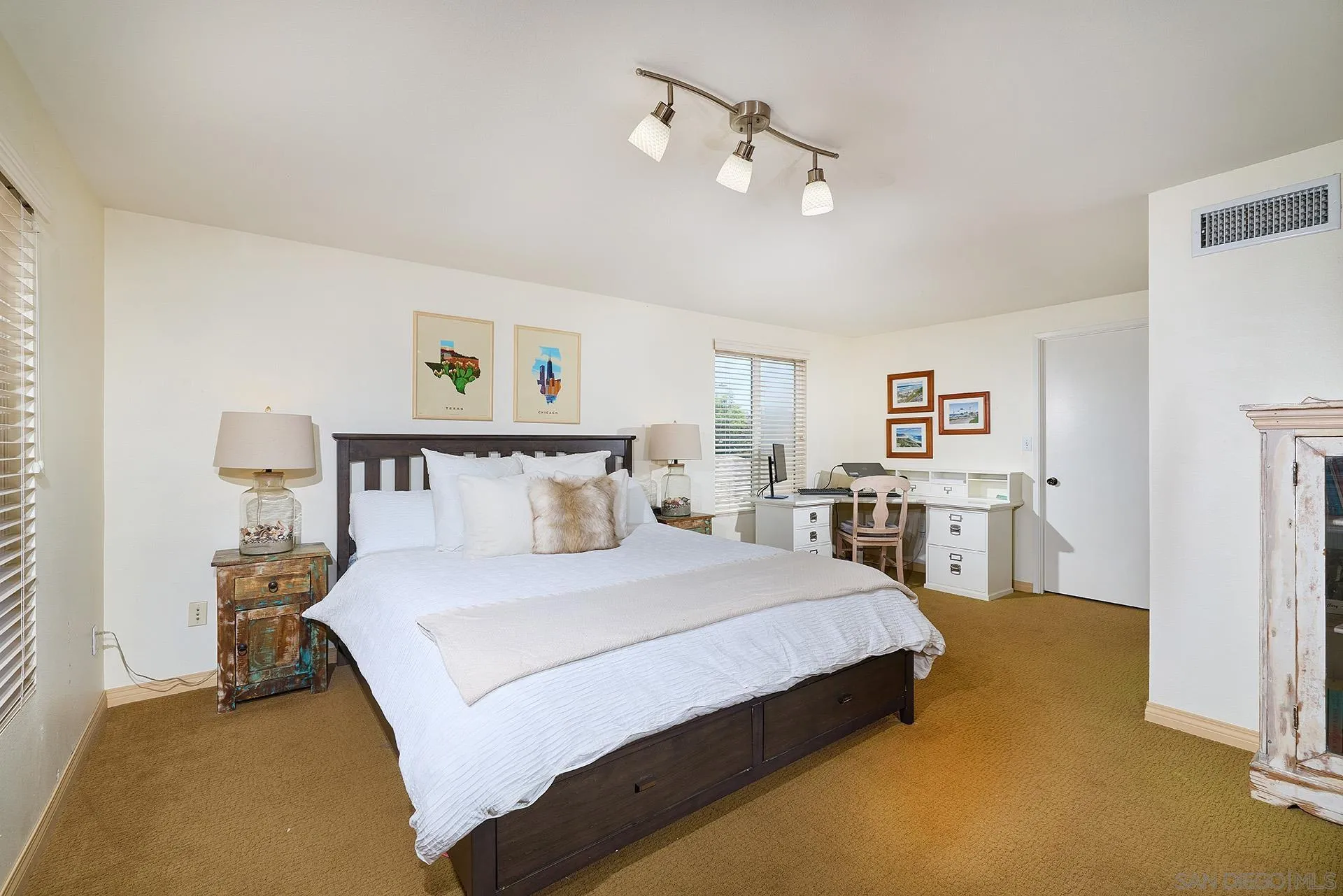 15019 Amso Street Poway, CA 92064 - Photo 14 of 36