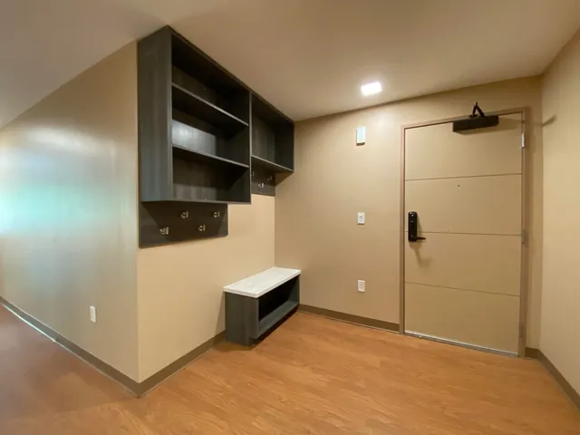 $2,221 | 83 Hanover Street, Unit 203, Manchester, NH 03101