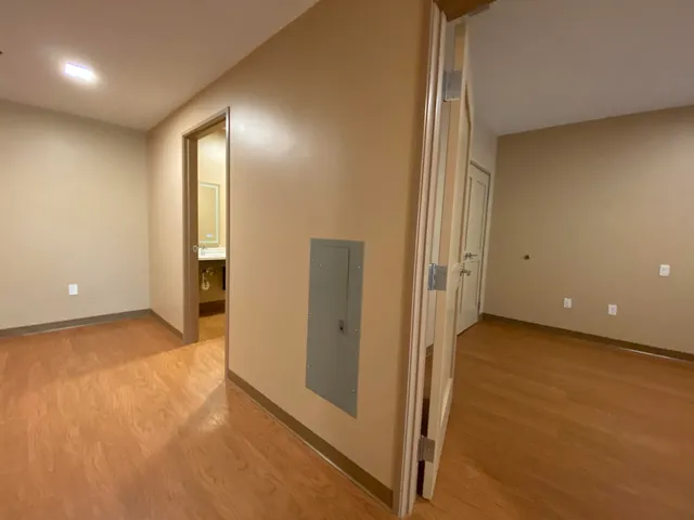 $2,221 | 83 Hanover Street, Unit 203, Manchester, NH 03101