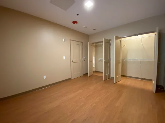 $2,221 | 83 Hanover Street, Unit 203, Manchester, NH 03101