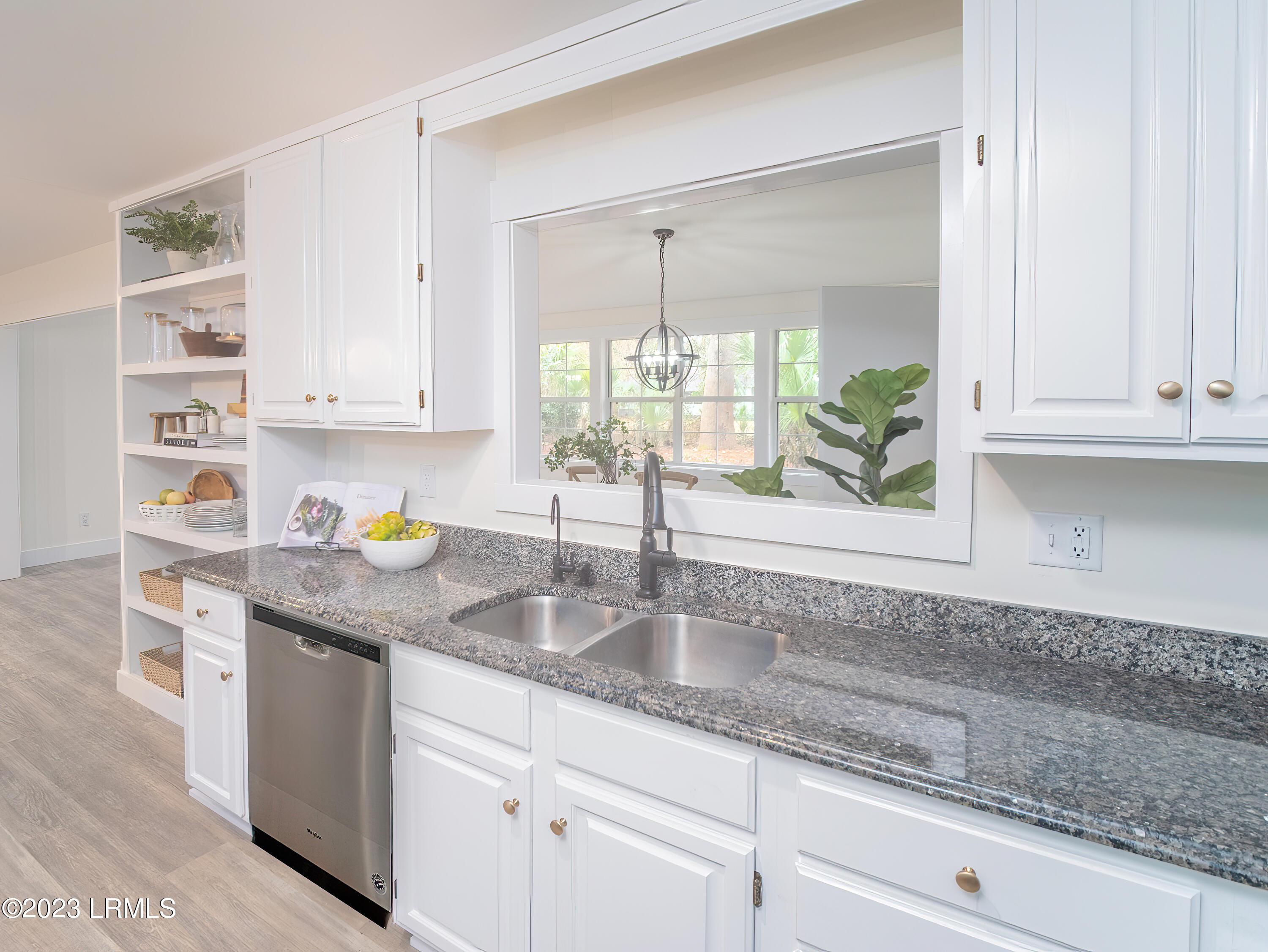 802 State Rd S-7-410 Beaufort, SC 29902 - Photo 8 of 22 F3B75122-741C-48F8-91CF-CA70191B4EDB