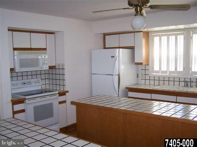 665 Grove Road Red Lion, PA 17356 - Photo 8 of 35
