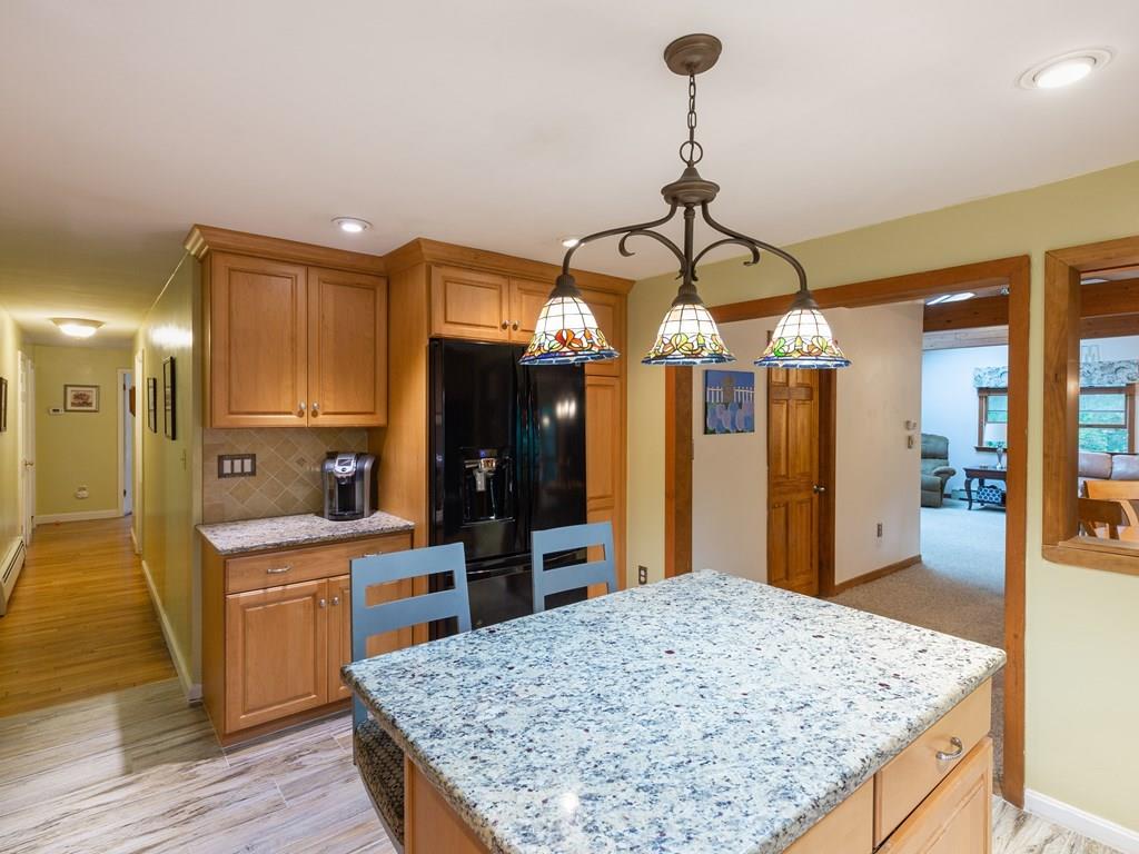 5 Birch Road Easton, MA 02375 - Photo 7 of 31 Gallery Image 7