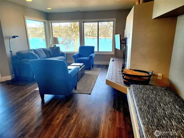 $3,400 | 1 Beach 578-b Manson Wa 98831, Manson, WA 98831