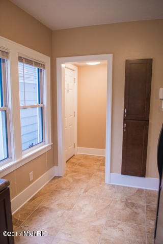 1322 Reed Street Kalamazoo, MI 49001 - Photo 13 of 26 DSC_0987