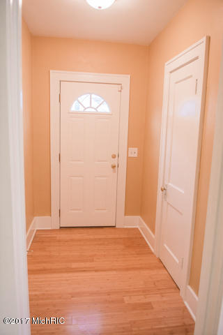 1322 Reed Street Kalamazoo, MI 49001 - Photo 9 of 26 DSC_0998
