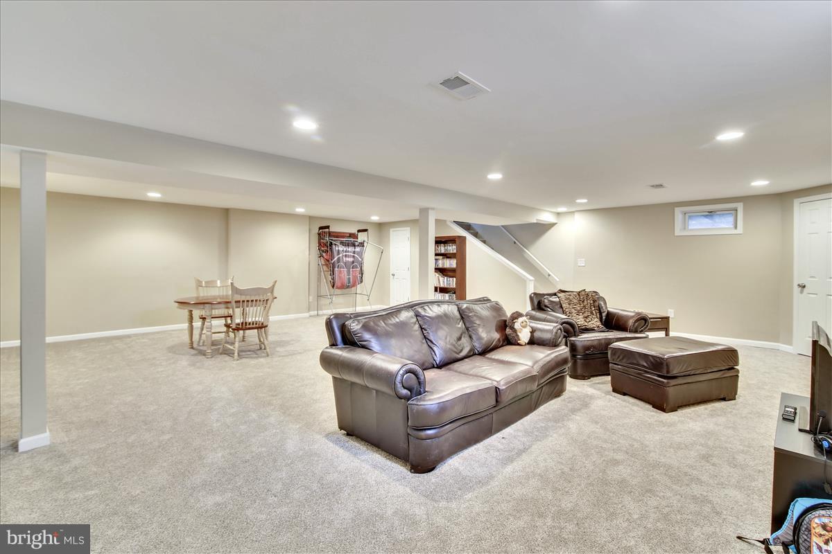 24425 Ridge Road Damascus, MD 20872 - Photo 17 of 30 Rec Room