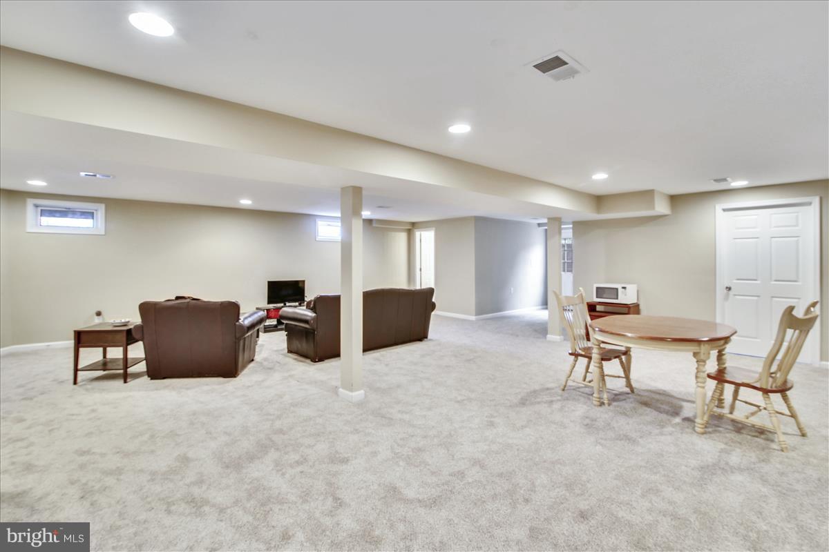 24425 Ridge Road Damascus, MD 20872 - Photo 18 of 30 Rec Room