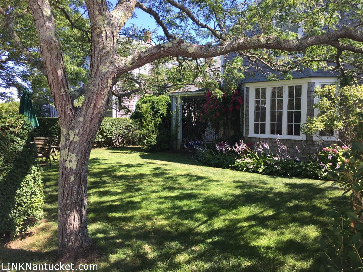 31 Shell Street Nantucket, MA 02554 - Photo 2 of 14 Gallery Image 2