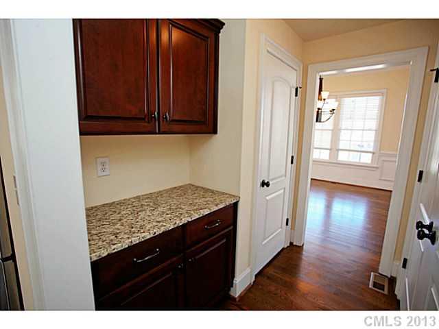 5814 Savona Terrace Fort Mill, SC 29708 - Photo 12 of 16 Gallery Image 12