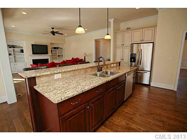 5814 Savona Terrace Fort Mill, SC 29708 - Photo 10 of 16 Gallery Image 10