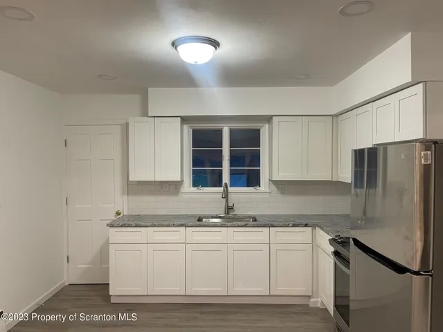 $1,900 | 503 Smith Street, Dunmore, PA 18512