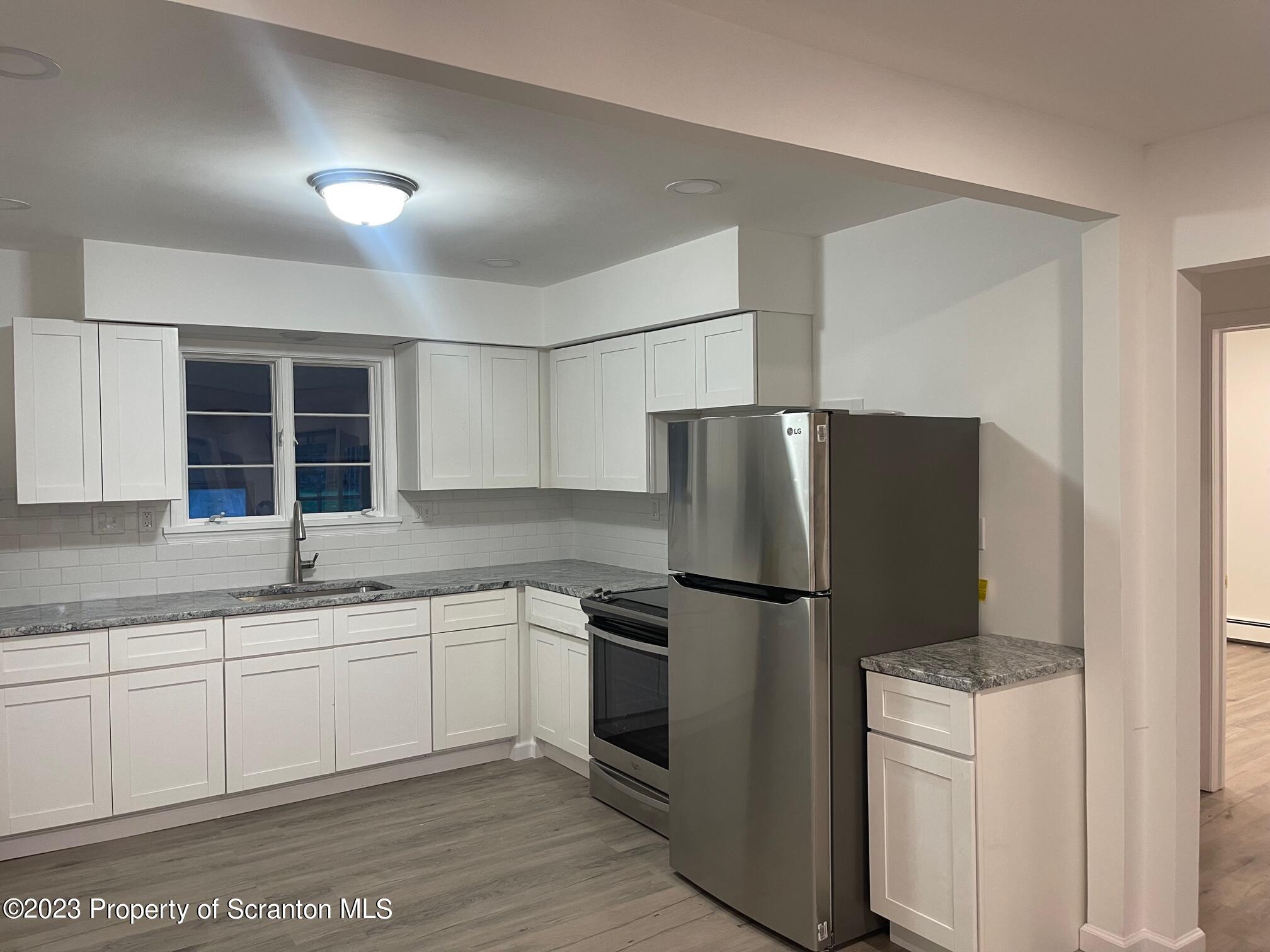 503 Smith Street Dunmore, PA 18512 - Photo 7 of 15 IMG_7962